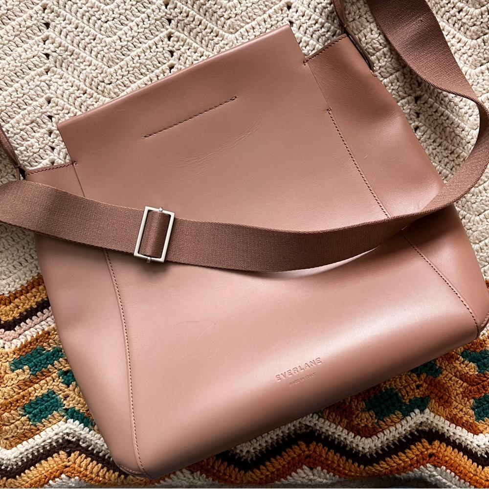 Everlane Form Bag Tan Beige Shoulder Computer Bag - Picture 4 of 9